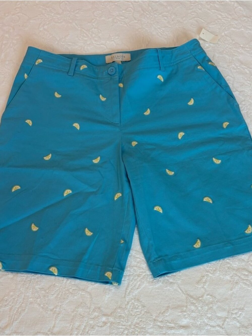 Shorts Sky Blue with Sliced Lemons Size 10 petite